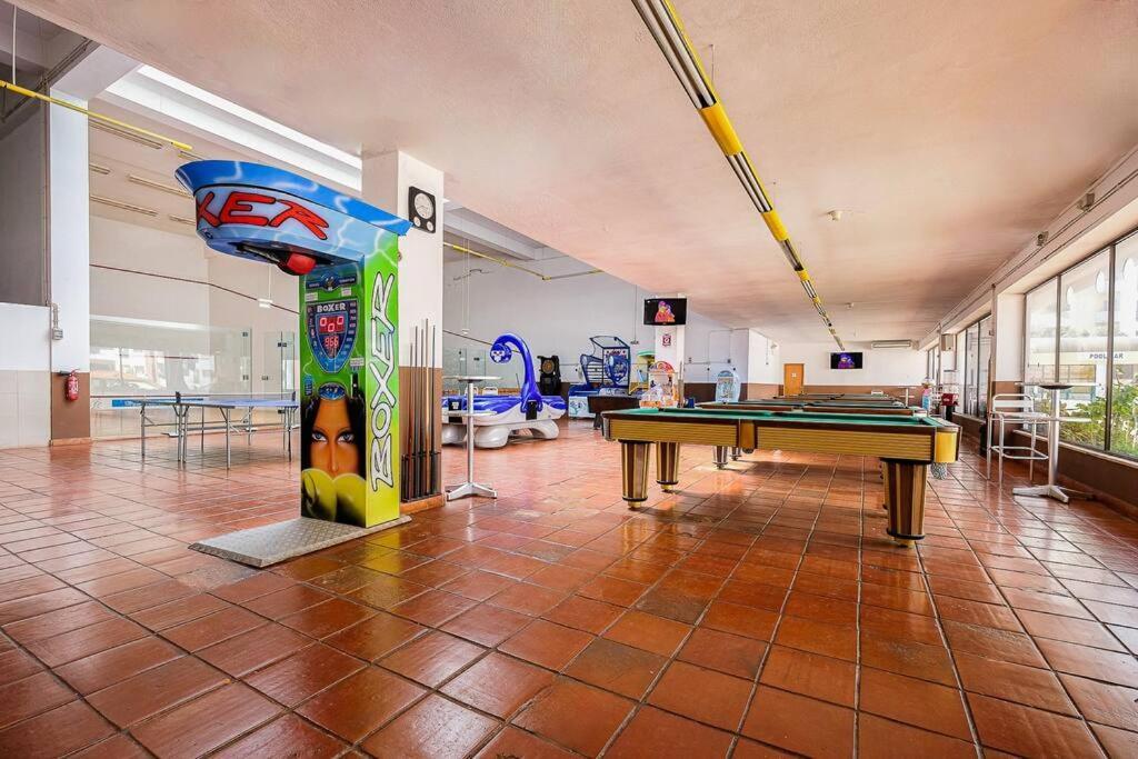 T2 With Pool, 300M From The Beach ポルティマン エクステリア 写真
