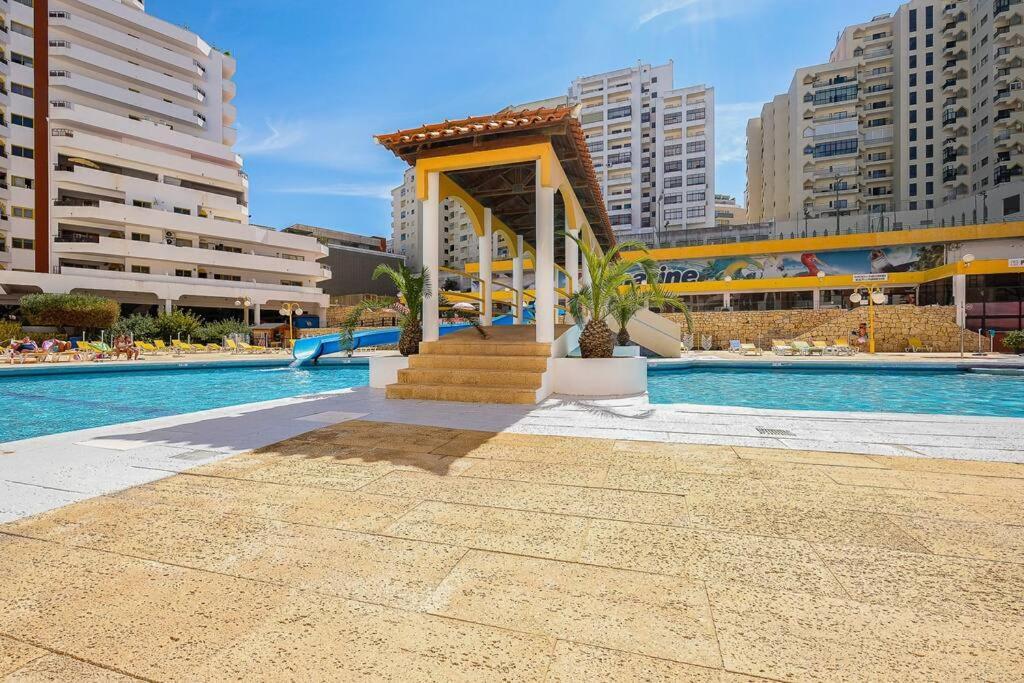 T2 With Pool, 300M From The Beach ポルティマン エクステリア 写真